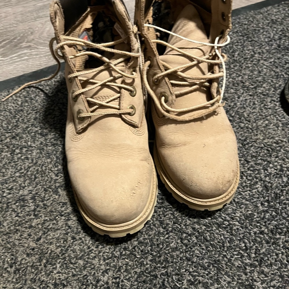 WOmens timberlands